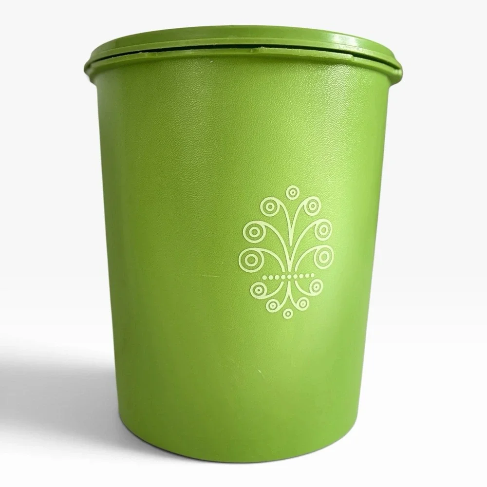 Vtg Tupperware Servalier Vintage Avocado Harvest Green 5 Cup Canister 811